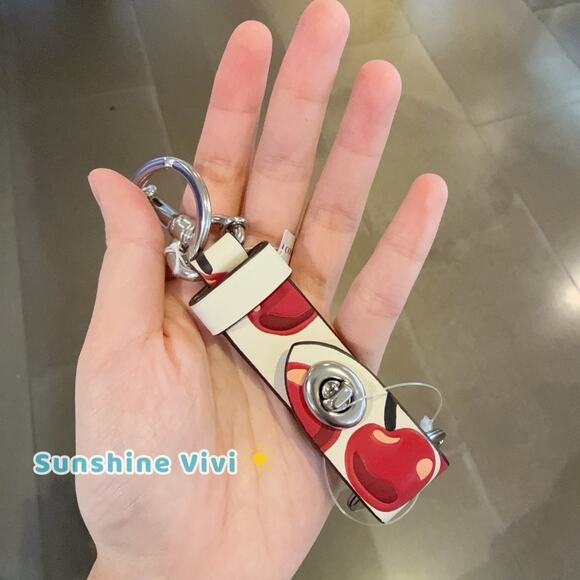 NWT COACH CZ088 Trigger Snap Bag Charm With Cherry Print Leather Valet Key Ring - Picture 1 of 6